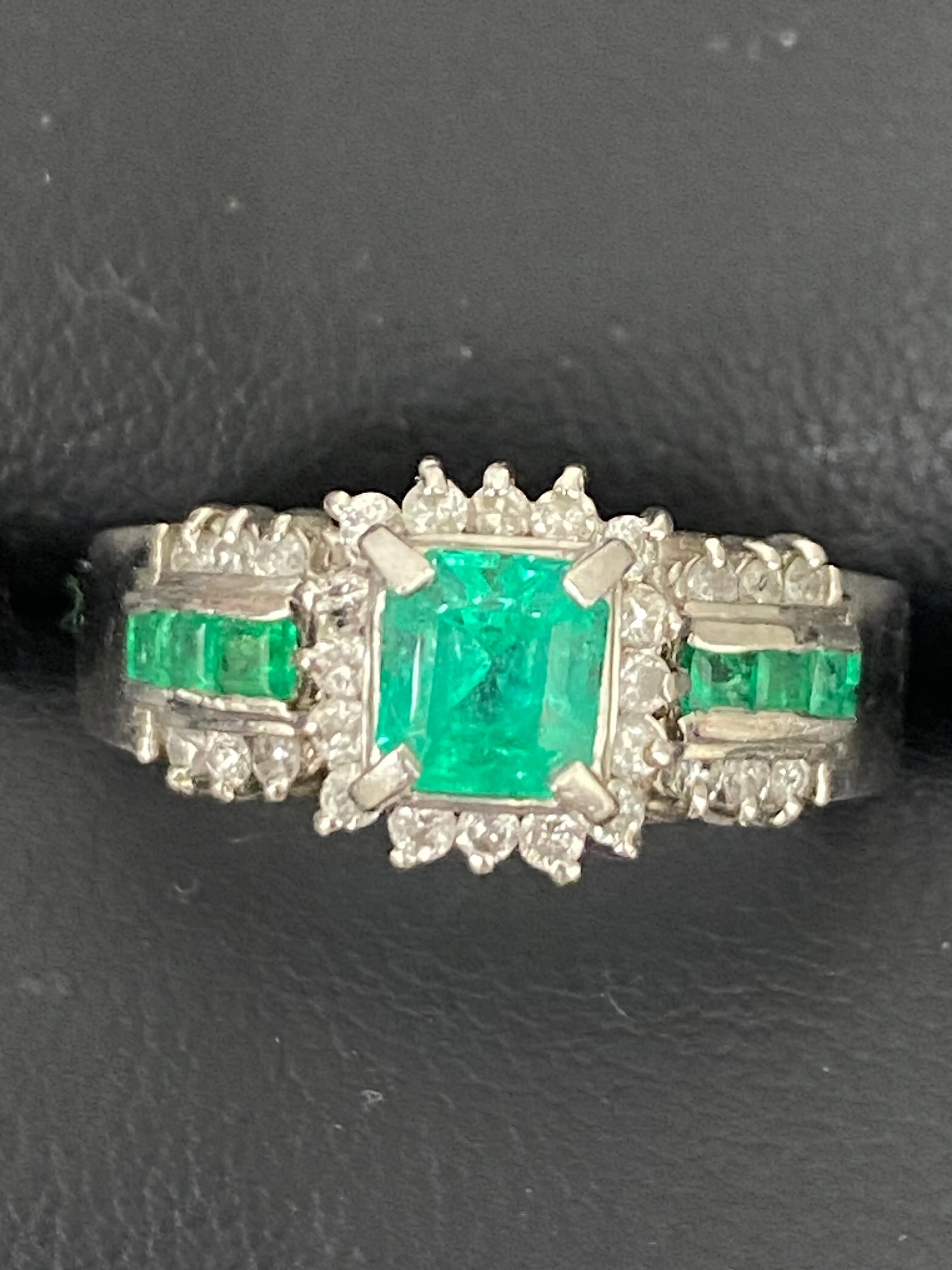 【エメラルドリング💍】を買い取らせて頂きました😊